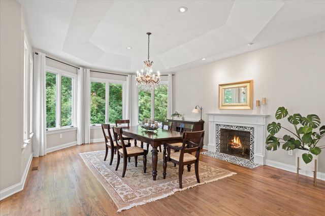 1101 LEIGH MILL RD, Great Falls, VA 22066