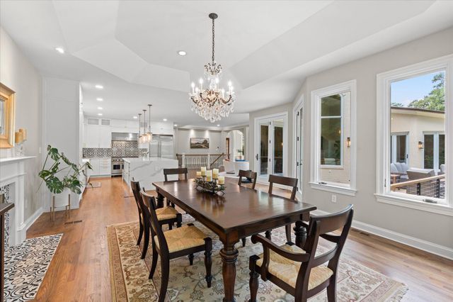 1101 LEIGH MILL RD, Great Falls, VA 22066