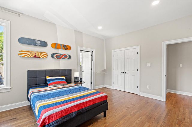 1101 LEIGH MILL RD, Great Falls, VA 22066