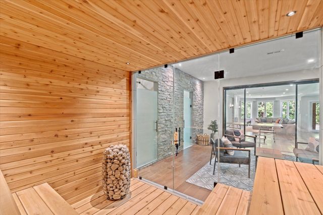 1101 LEIGH MILL RD, Great Falls, VA 22066