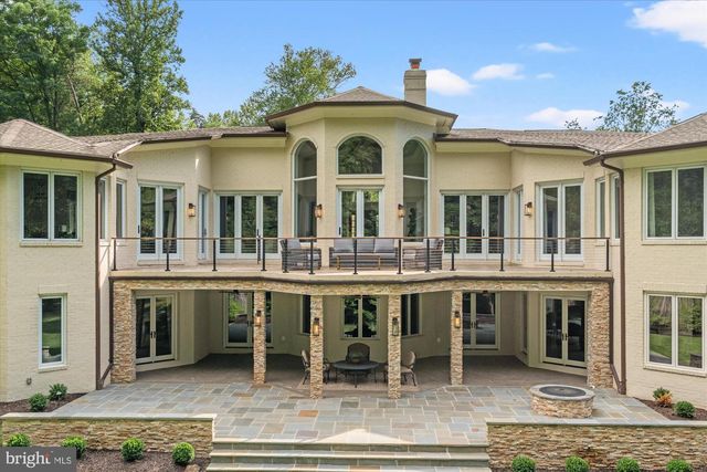 1101 LEIGH MILL RD, Great Falls, VA 22066