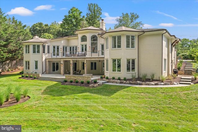 1101 LEIGH MILL RD, Great Falls, VA 22066