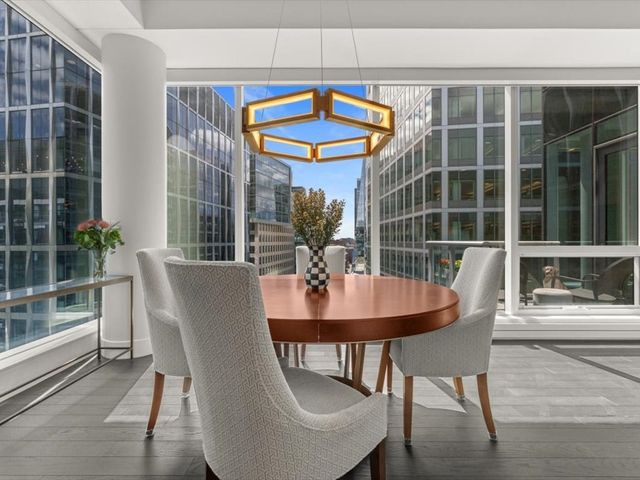 22 Liberty Drive 12G, Boston, MA 02210