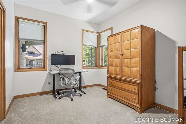 792 Pine Bay Avenue, Holland, MI 49424
