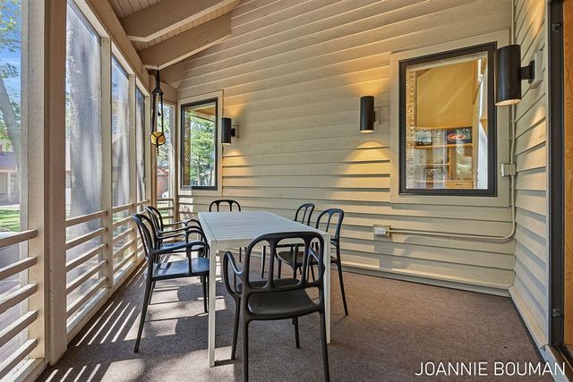 792 Pine Bay Avenue, Holland, MI 49424