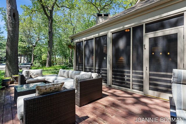 792 Pine Bay Avenue, Holland, MI 49424