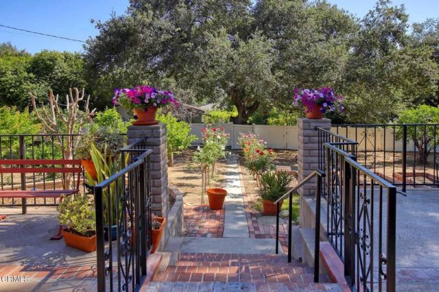 4762 Rosebank Drive, La Canada Flintridge, CA 91011
