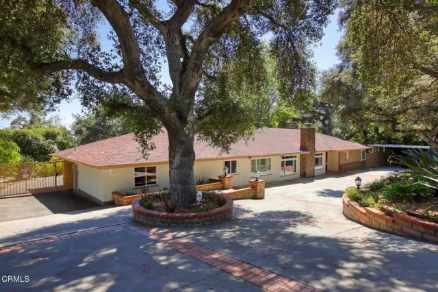 4762 Rosebank Drive, La Canada Flintridge, CA 91011