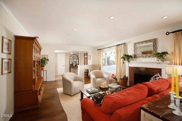 4762 Rosebank Drive, La Canada Flintridge, CA 91011