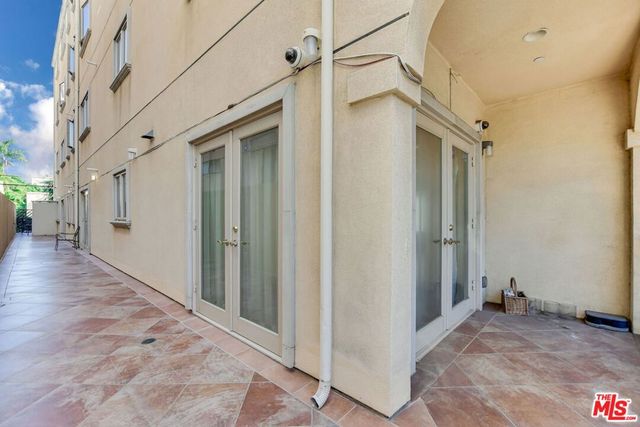 918 S Wooster Street 1, Los Angeles, CA 90035