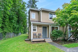 23815 12th Place S #2306, Des Moines, WA 98198