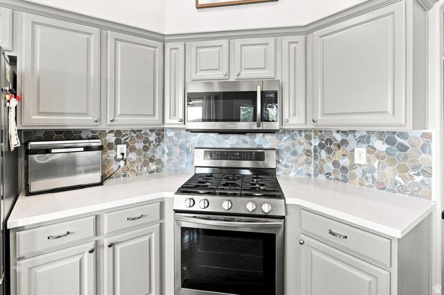 4349 W 625 S, West Point, UT 84015