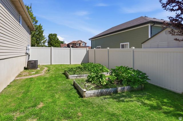 4349 W 625 S, West Point, UT 84015