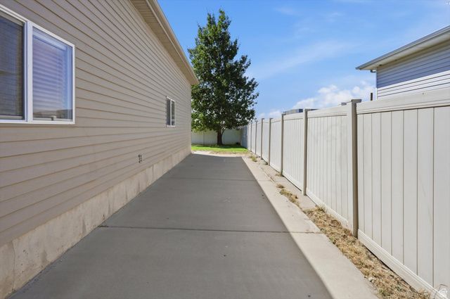 4349 W 625 S, West Point, UT 84015