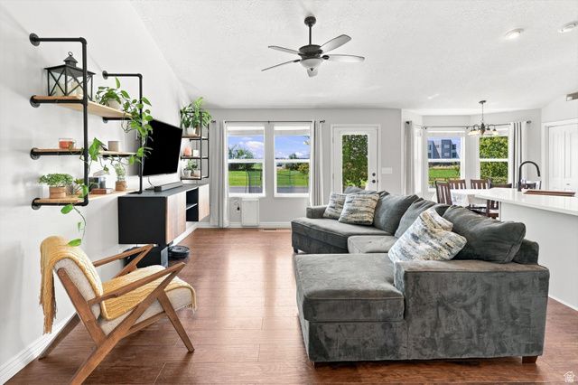 4349 W 625 S, West Point, UT 84015