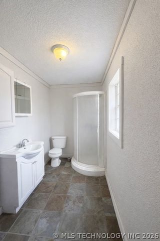 4268 Chickasaw, Kingston, OK 73439