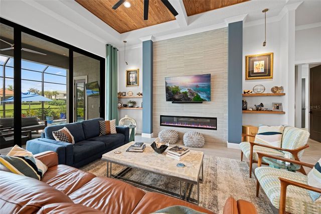 10 HAMMOCK BEACH CIRCLE S, Palm Coast, FL 32137