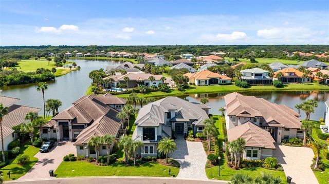 10 HAMMOCK BEACH CIRCLE S, Palm Coast, FL 32137