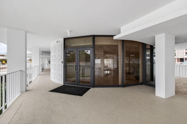 1200 S Ocean Boulevard 17c, Boca Raton, FL 33432