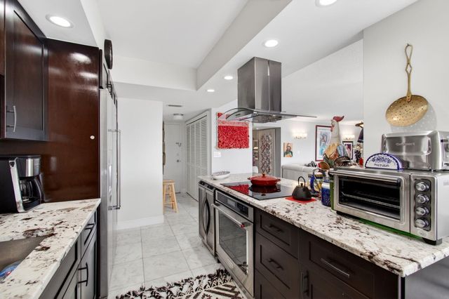1200 S Ocean Boulevard 17c, Boca Raton, FL 33432