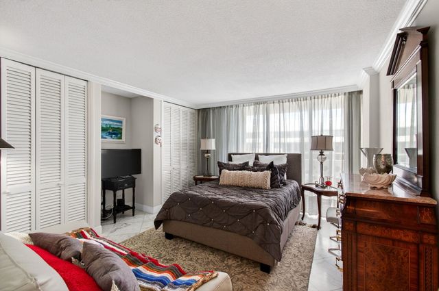 1200 S Ocean Boulevard 17c, Boca Raton, FL 33432