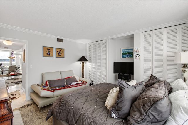 1200 S Ocean Boulevard 17c, Boca Raton, FL 33432