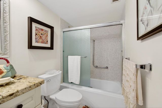 1200 S Ocean Boulevard 17c, Boca Raton, FL 33432