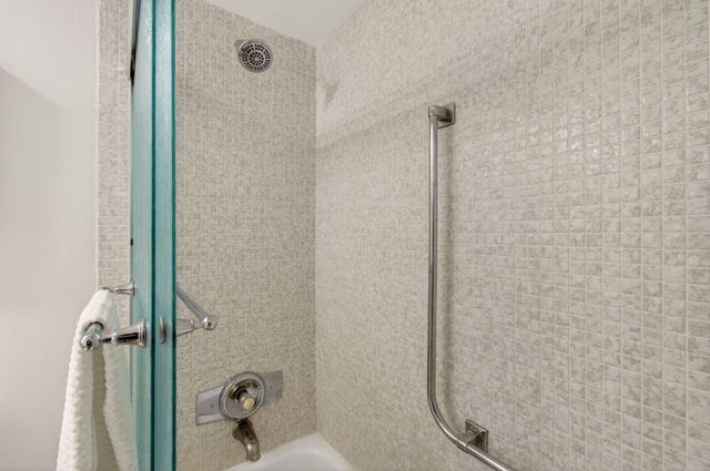 1200 S Ocean Boulevard 17c, Boca Raton, FL 33432