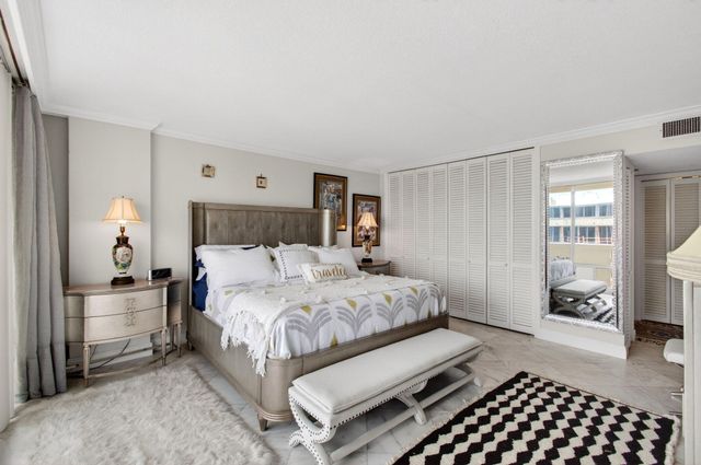 1200 S Ocean Boulevard 17c, Boca Raton, FL 33432