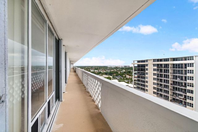 1200 S Ocean Boulevard 17c, Boca Raton, FL 33432