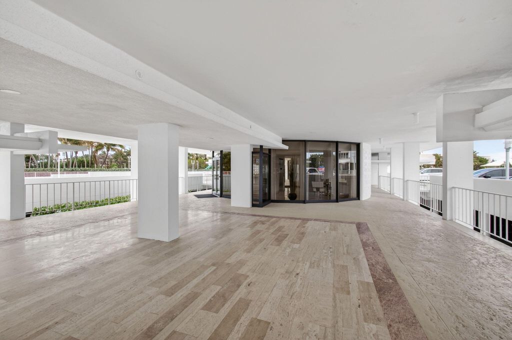 1200 S Ocean Boulevard 17c, Boca Raton, FL 33432