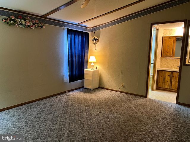 3272 BUCHANAN TRL W, Greencastle, PA 17225