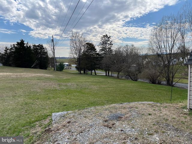 3272 BUCHANAN TRL W, Greencastle, PA 17225