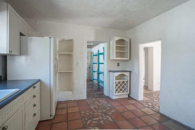 902 Edith Boulevard NE, Albuquerque, NM 87102