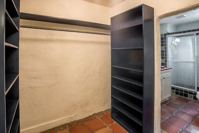 902 Edith Boulevard NE, Albuquerque, NM 87102