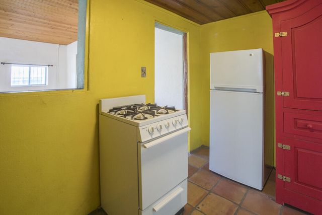 902 Edith Boulevard NE, Albuquerque, NM 87102