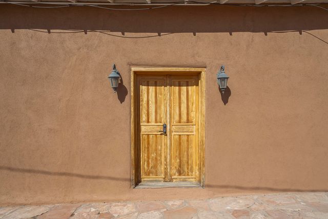 902 Edith Boulevard NE, Albuquerque, NM 87102