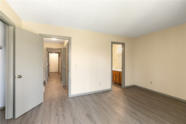 7 August Lane, Bella Vista, AR 72715