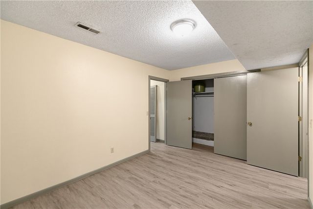 7 August Lane, Bella Vista, AR 72715