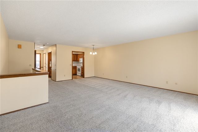 7 August Lane, Bella Vista, AR 72715