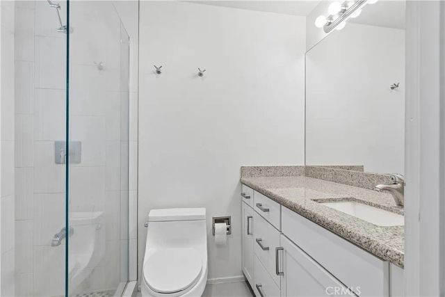 555 S Thornhill Road 4, Palm Springs, CA 92264