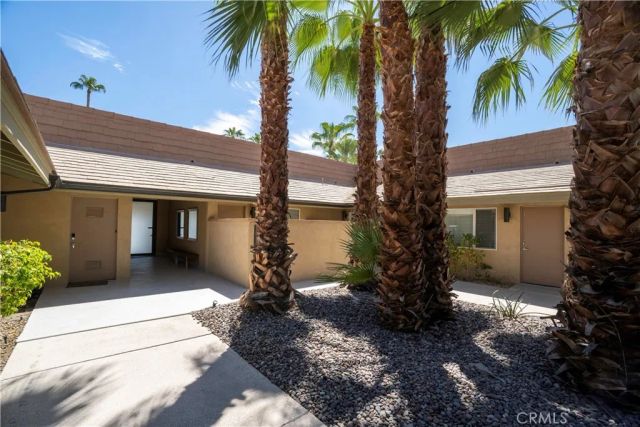555 S Thornhill Road 4, Palm Springs, CA 92264