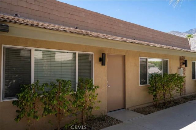 555 S Thornhill Road 4, Palm Springs, CA 92264
