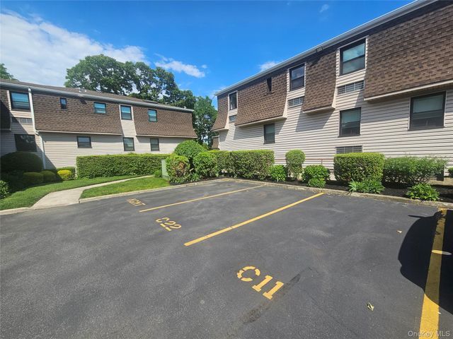 1337 Broadway C10, Hewlett, NY 11557