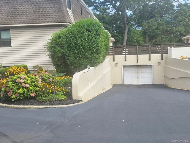1337 Broadway C10, Hewlett, NY 11557