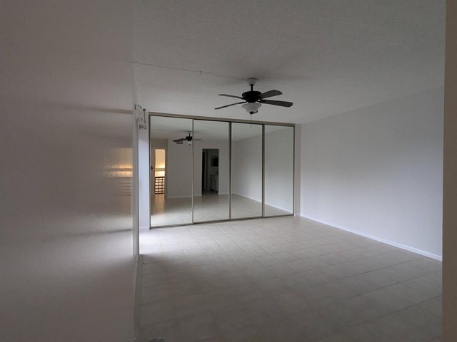 2191 White Pine Circle D, Greenacres, FL 33415