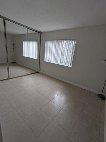 2191 White Pine Circle D, Greenacres, FL 33415