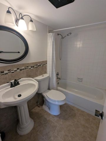 2191 White Pine Circle D, Greenacres, FL 33415