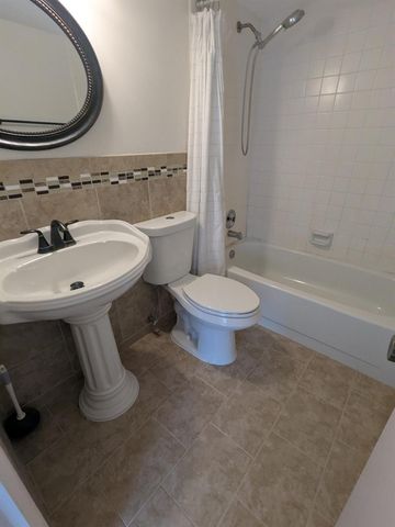 2191 White Pine Circle D, Greenacres, FL 33415