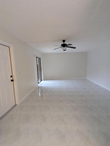 2191 White Pine Circle D, Greenacres, FL 33415